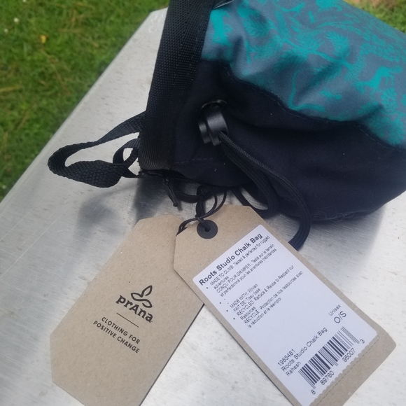 Prana Roots Studio Rahesh Chalk Bag NEW Unisex - Picture 4 of 7